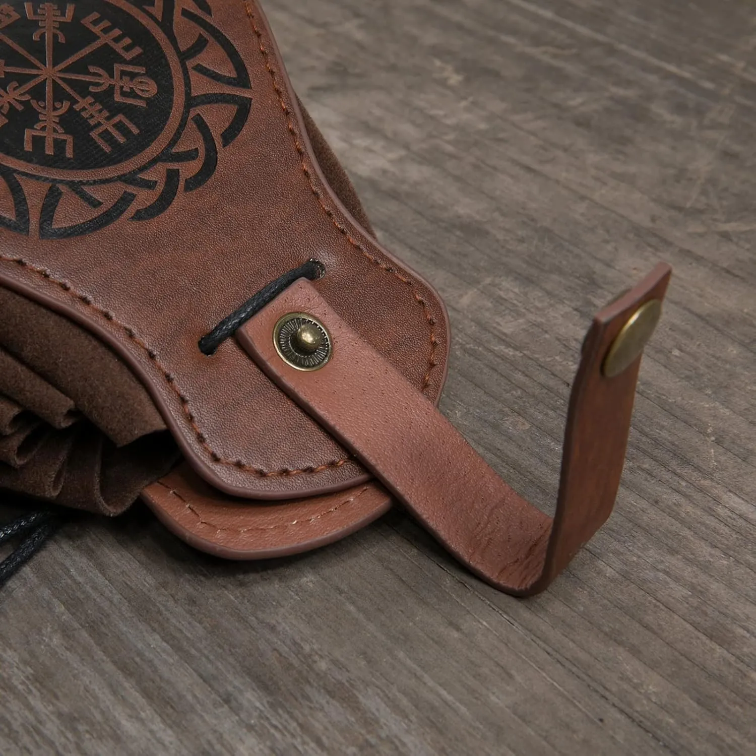 Belt Pouch Waist Bag Fanny Pack Medieval Vintage Leather Pouch Cellphone Holder Holster Carry Belt Purse Pocket Casual Hiking Festival Renaissance Faire Costume Props Travel Wallet (Brown)