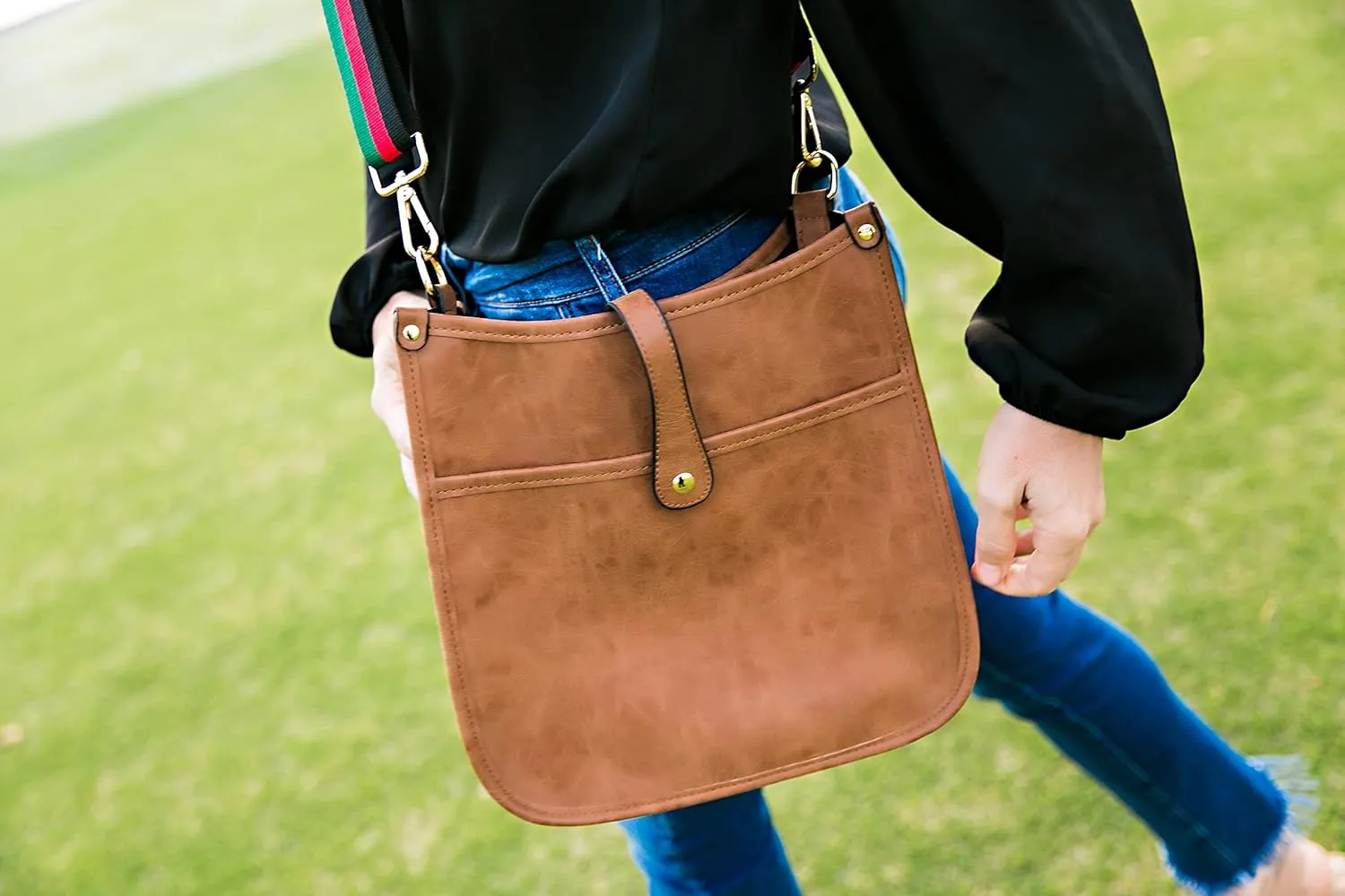 Crossbody Bag with Detachable Strap, Stylish, Sophisticated, Trendy, Designer Purse Exclusive to