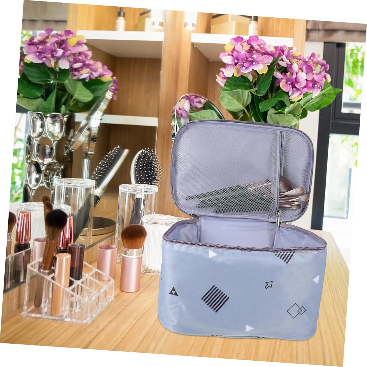 DOITOOL 1 PC Cosmetic Bag Waterproof Zipper Travel Tote Bag Makeup Creative Travel Bag Hanging Miss Oxford, Grey, 25X17X14CM