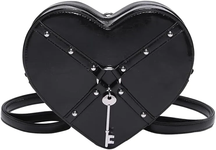Gothic heart shaped backpack y2k chain decor Backpack lovely purse for women (Black)