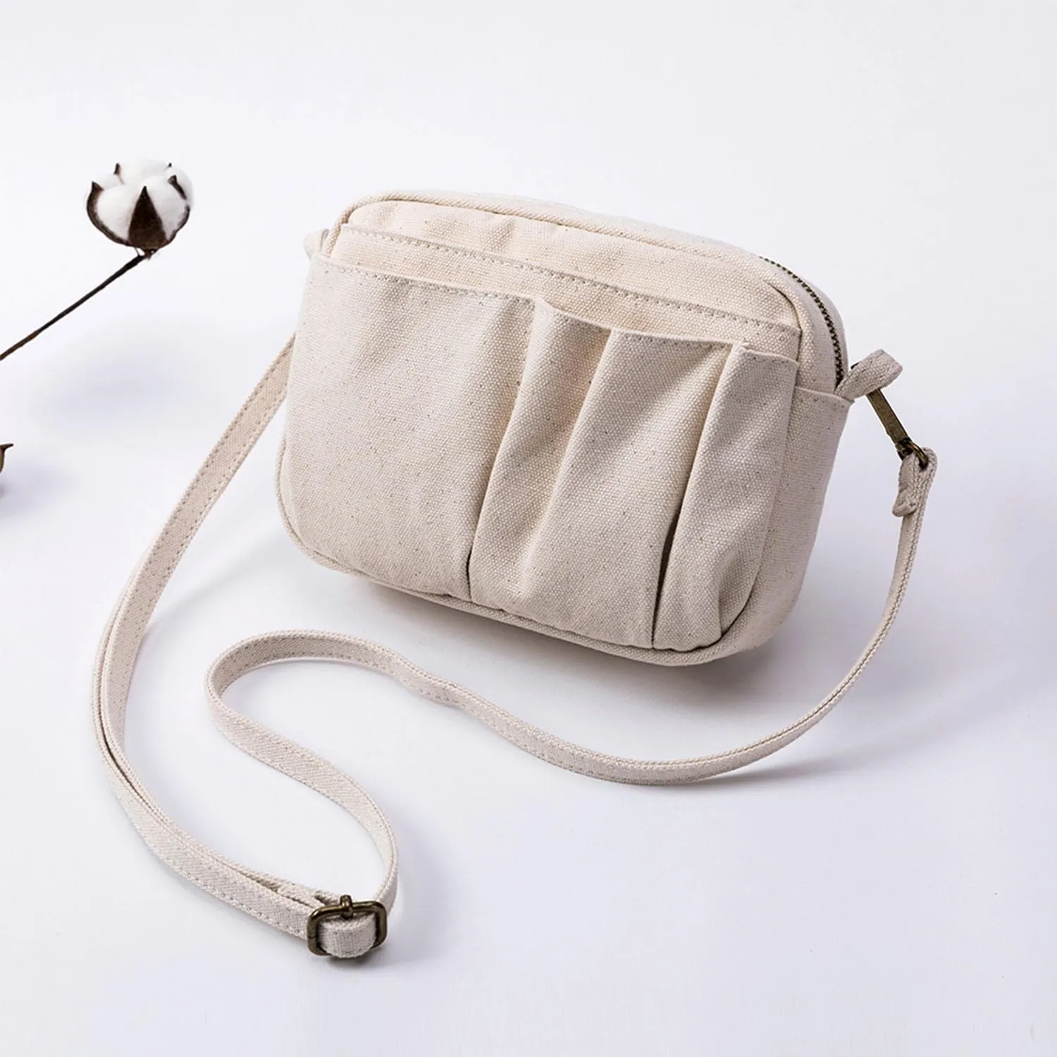 Hong Kong style retro canvas one-shoulder small square bag Mori style messenger girl casual travel bag