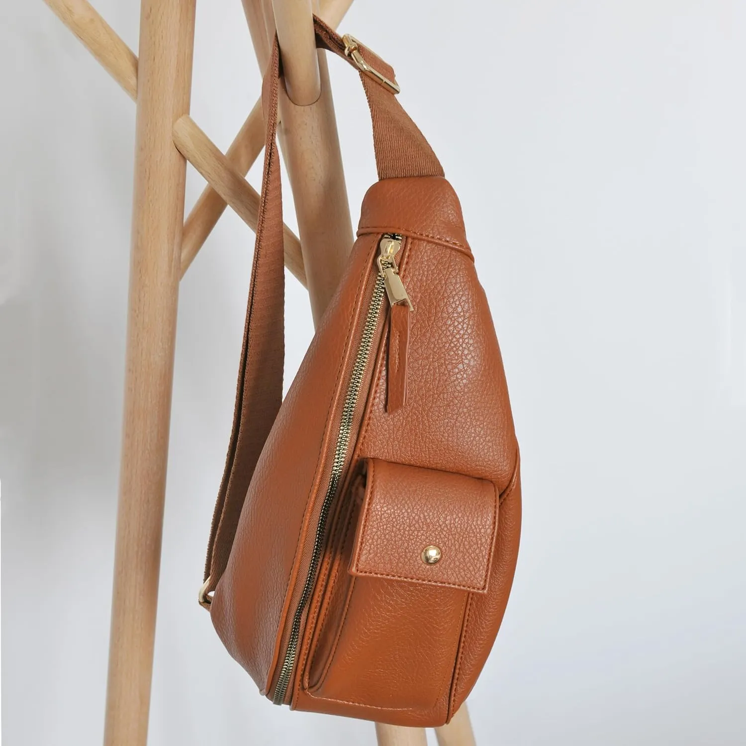 HOXIS Women's Sling Bag Vegan Leather Fanny Packs Crossbody bag with Adjusttable Shoulder Strap Chest Bag for Travel (Orange-brown)