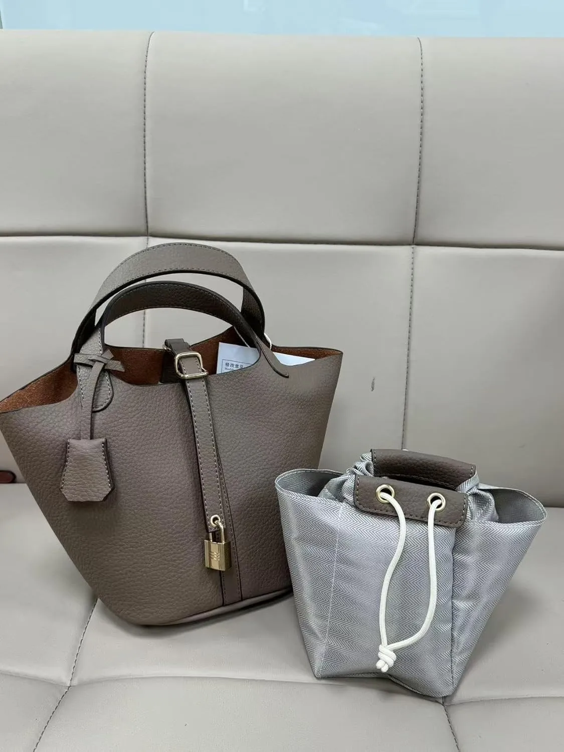 Leather Lock Design Bucket Bag Vegetable Basket Fashionable Versatile Single Shoulder Handbag Work Tote Bag