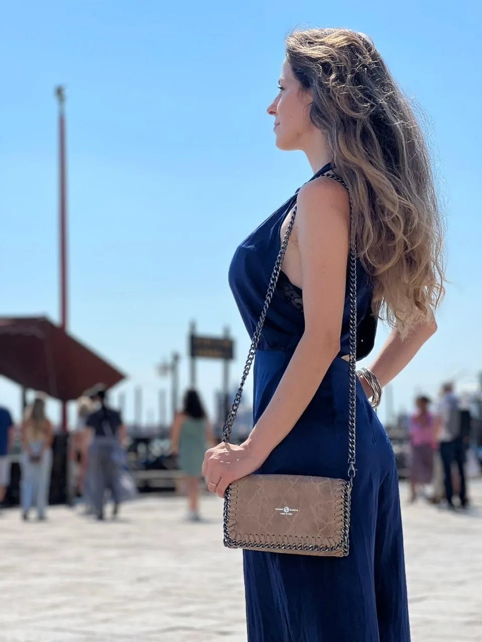 Premium Italian Leather Handmade in Florence, Italy. Small Crossbody Bag for Women with a Detachable Strap Made in Italy.