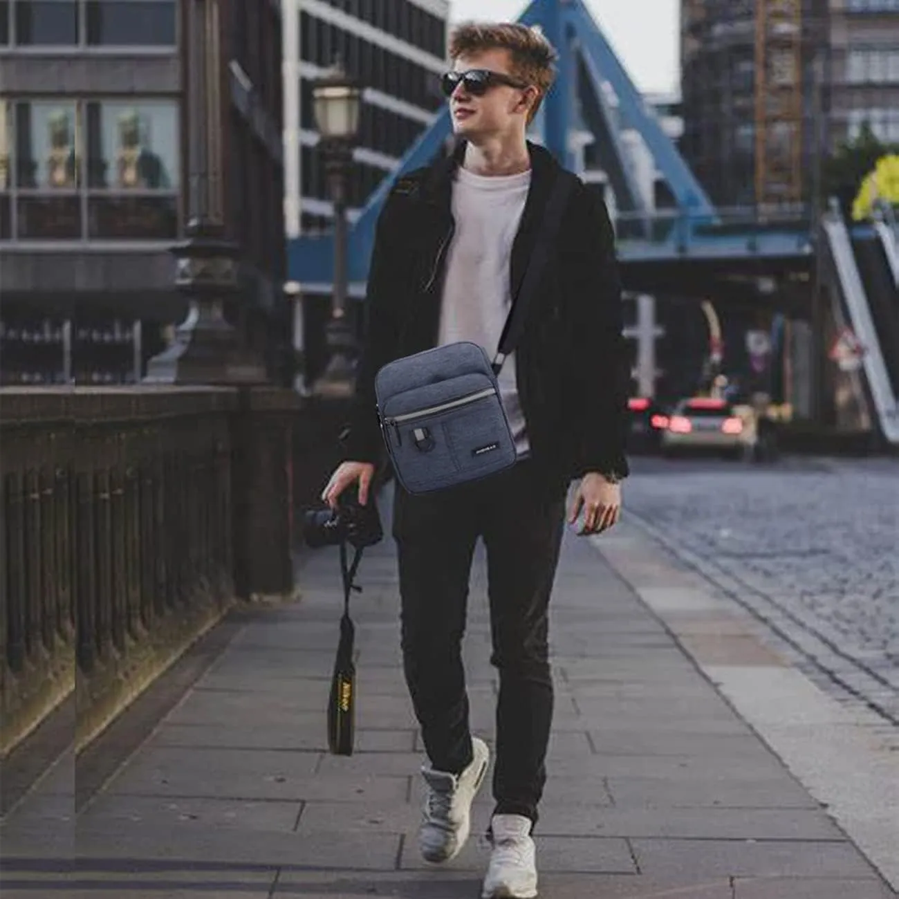 Small Canvas Crossbody Bag for Men,Small Shoulder Bag, Mini Messenger Bag for Cell Phone, Portable mobile phone coin bag
