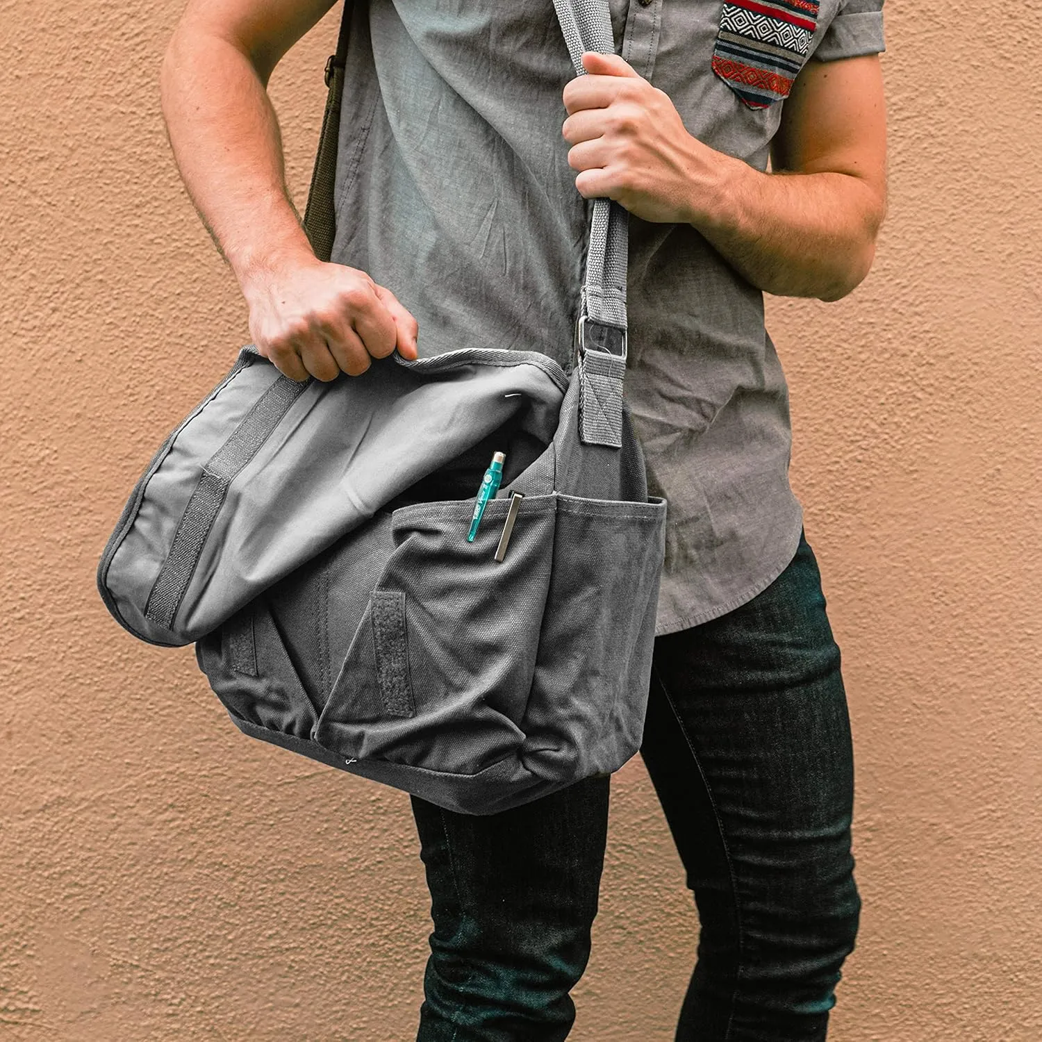 Sweetbriar Classic Vintage Messenger Bag - Original Heavyweight Cotton Canvas Shoulder Bag with Upgraded Features