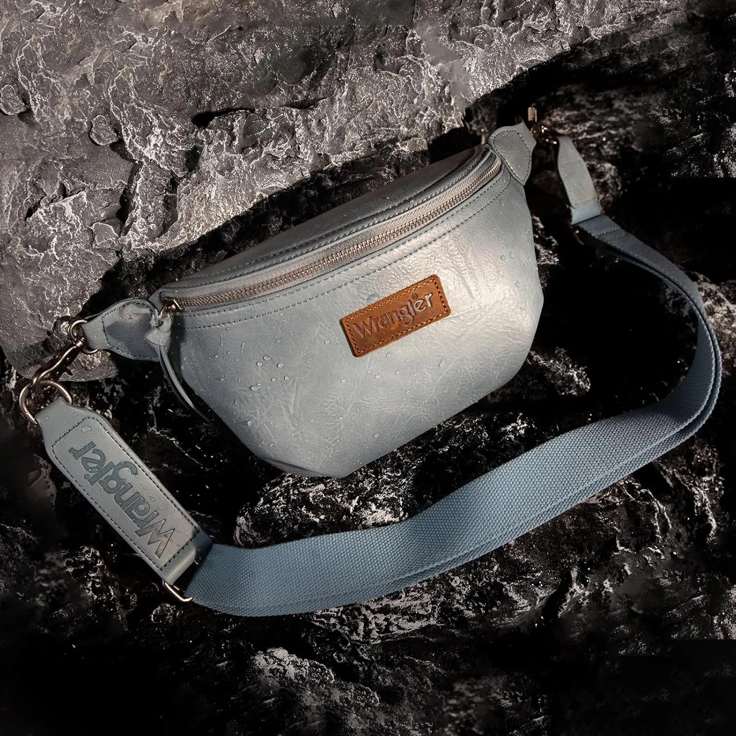 Wrangler Large Fanny Packs for Women Waist Bag Travel Belt Bags Crossbody Sling Purse Jean
